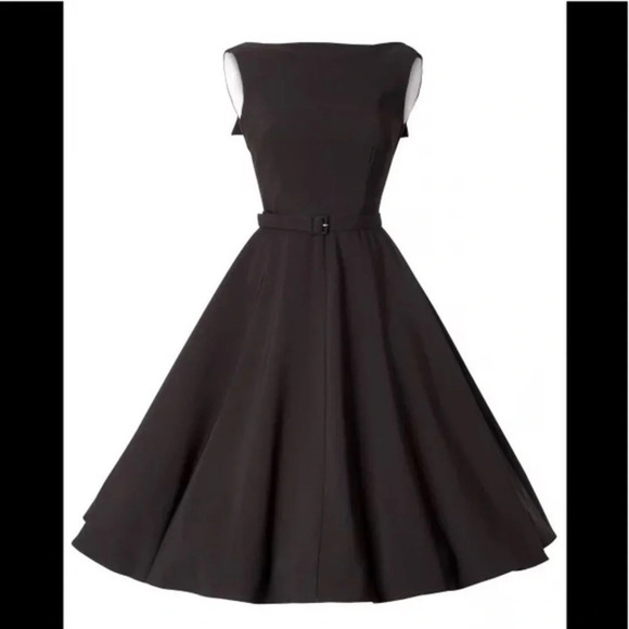 Jazmin Circle Black Swing Dress from Bettie Page (Tatyana) - Picture 5 of 13